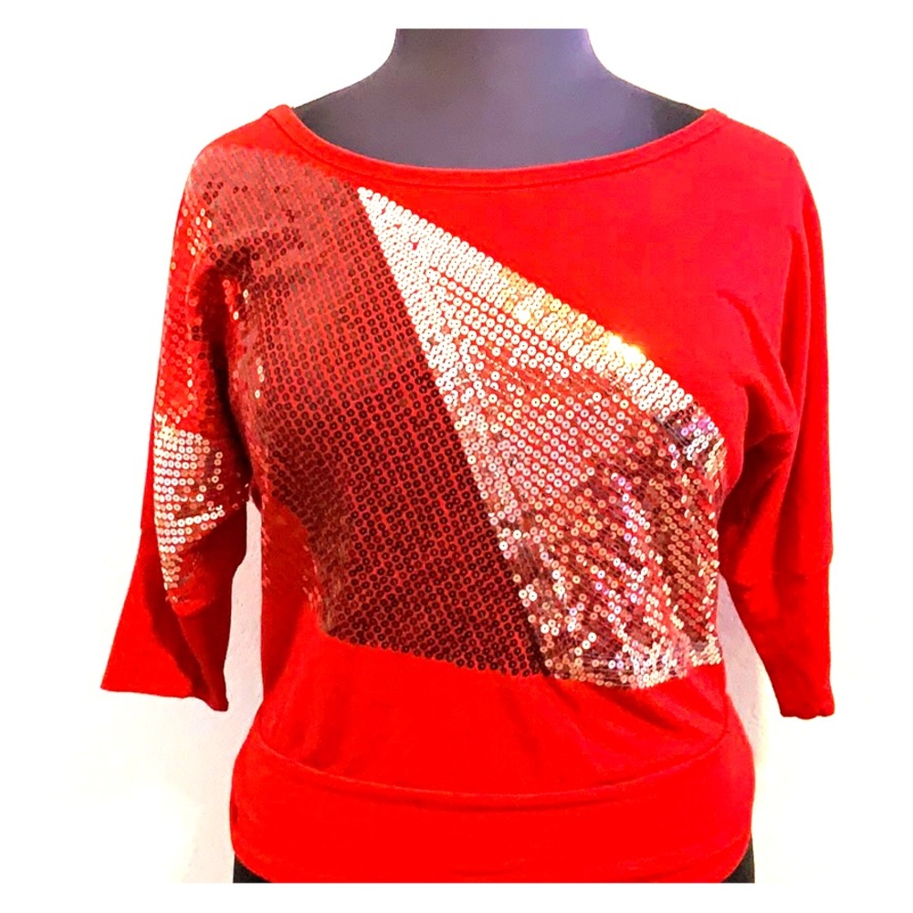 Red bling crowd pleaser!